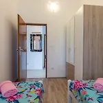Cozy Sejdi With Private Pool In By Wiibuk *
