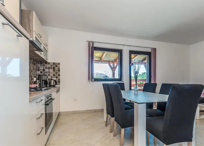 וילה Cozy Sejdi With Private Pool In By Wiibuk פולה