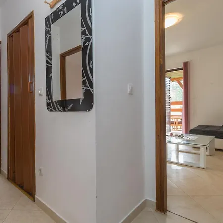 Cozy Sejdi With Private Pool In By Wiibuk Villa *